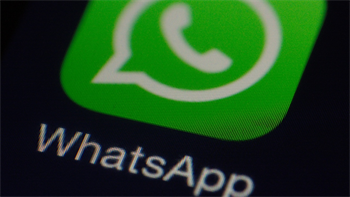 Whatsapp Icon auf schwarzem Display